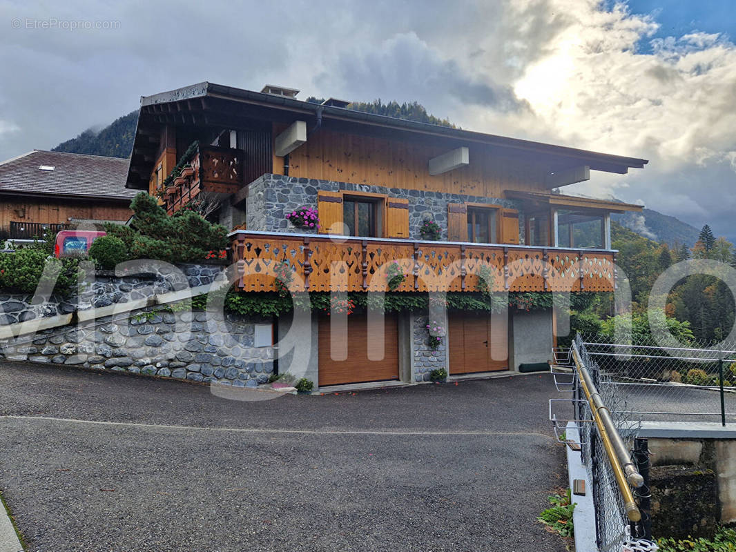 Maison à MONTRIOND