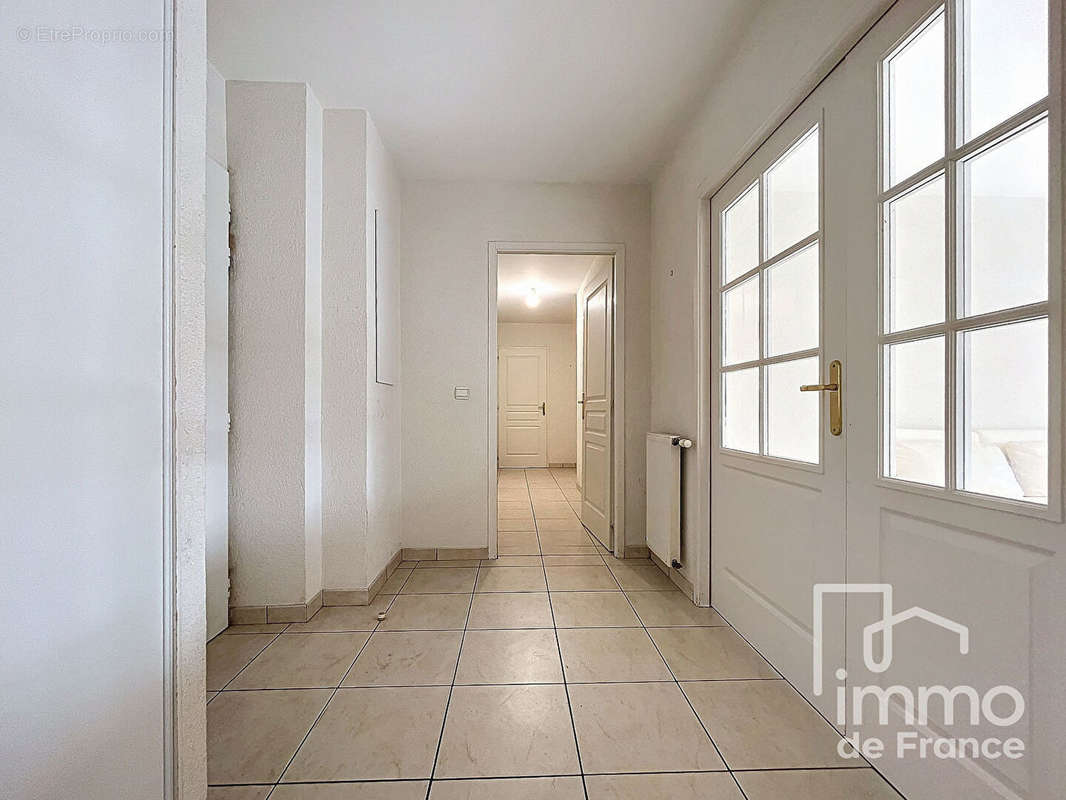 Appartement à DIVONNE-LES-BAINS