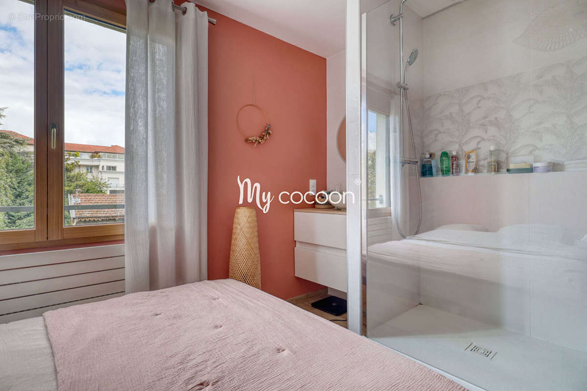 Appartement à LYON-8E