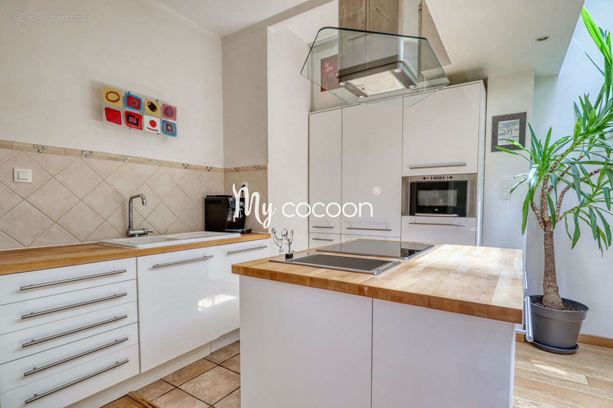 Appartement à LYON-7E