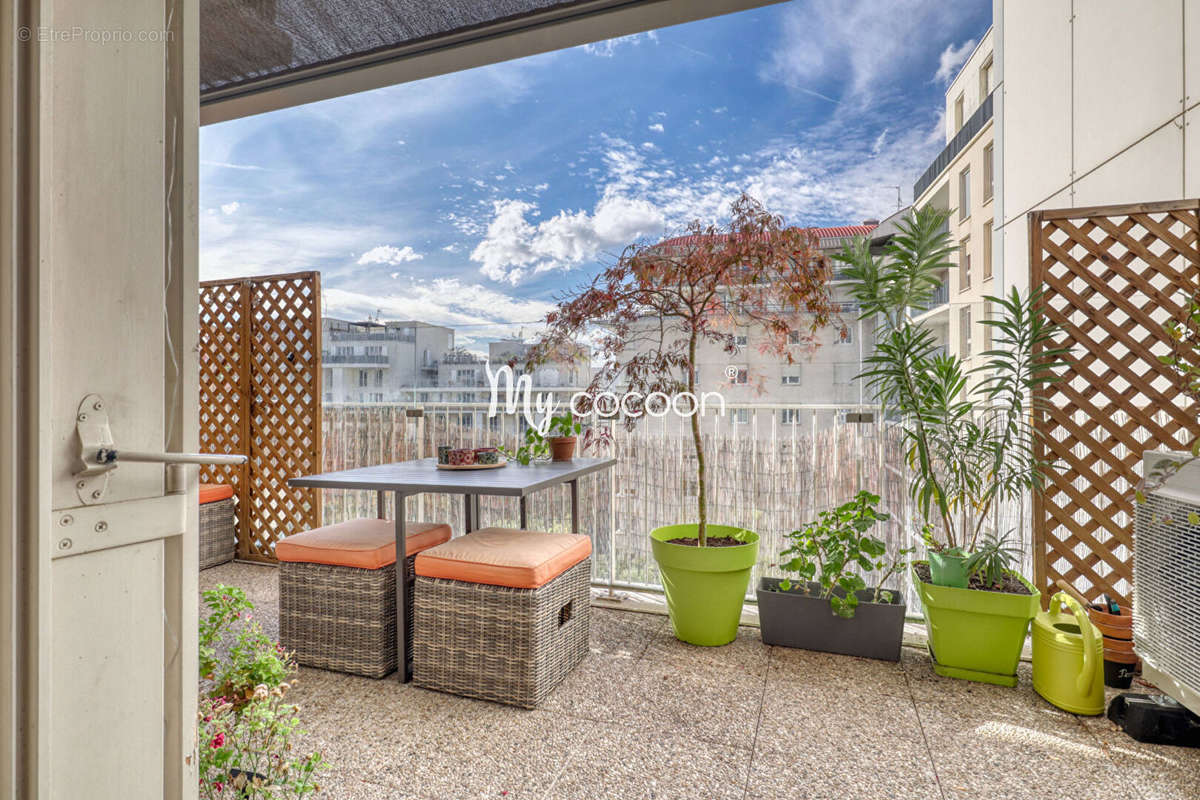 Appartement à LYON-8E