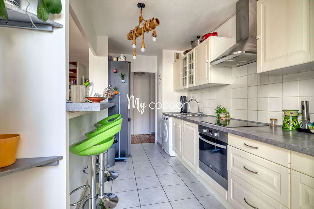 Appartement à LYON-8E