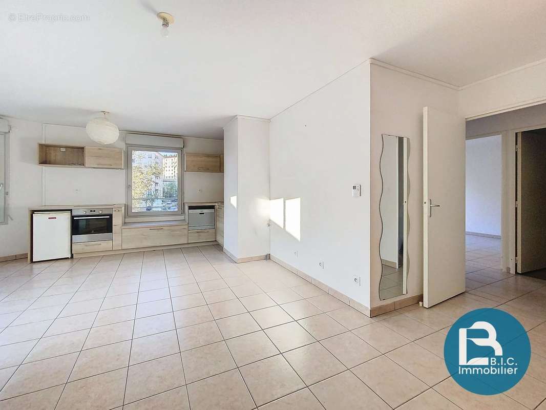 Appartement à LYON-7E