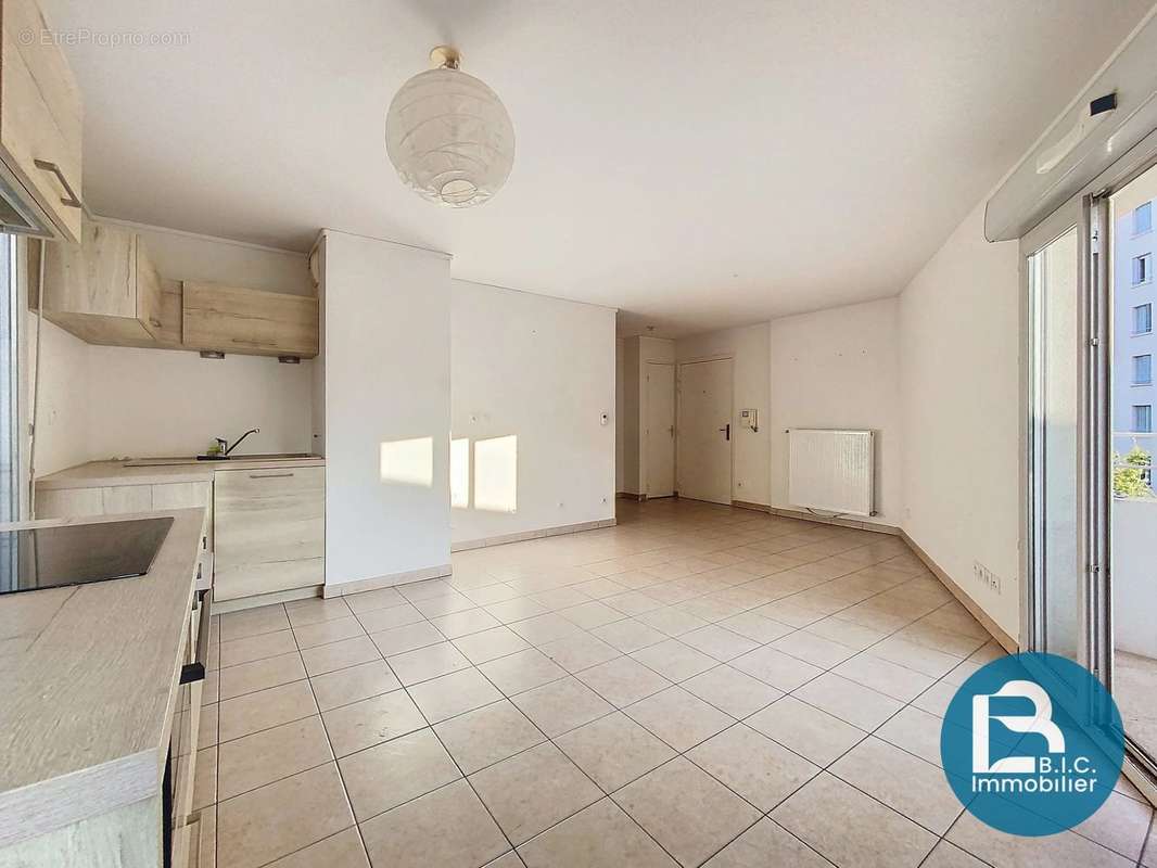 Appartement à LYON-7E