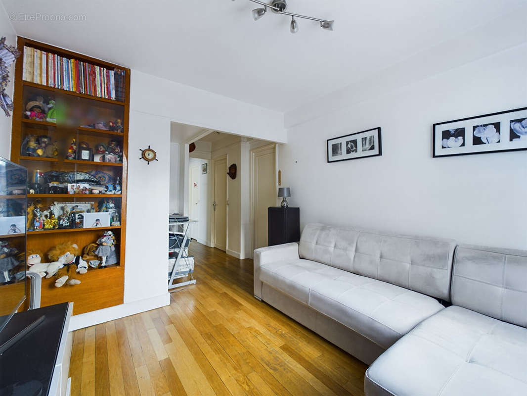 Appartement à PARIS-20E