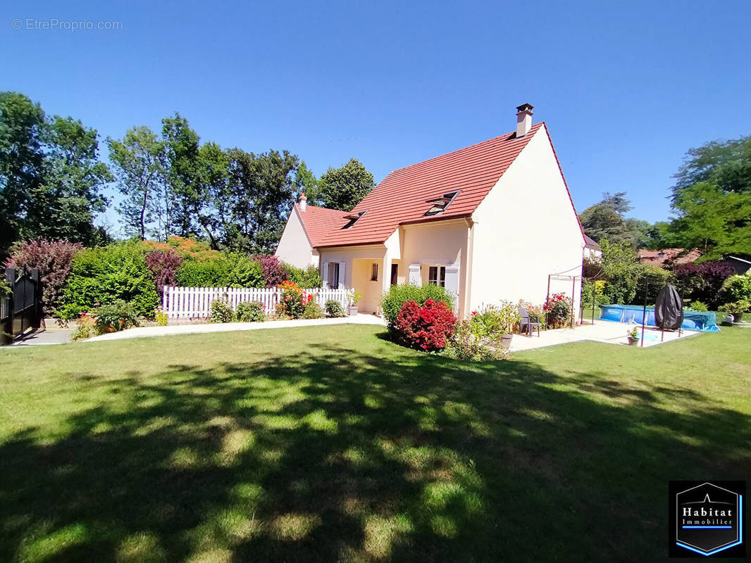 Maison à NANTEUIL-LE-HAUDOUIN