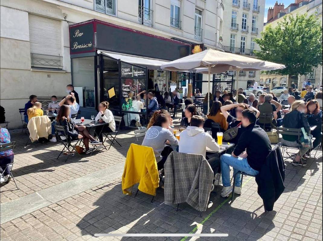 Photo 1 - Commerce à NANTES