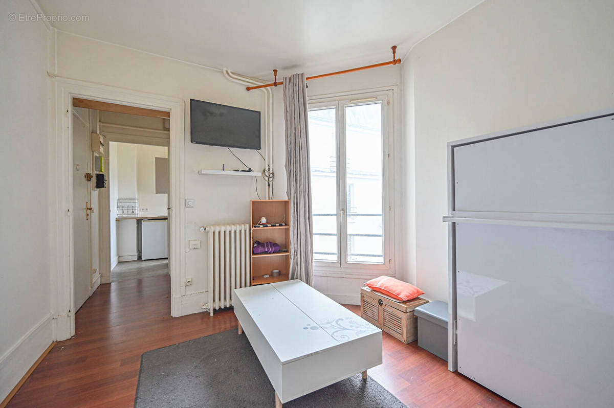 Appartement à PARIS-20E