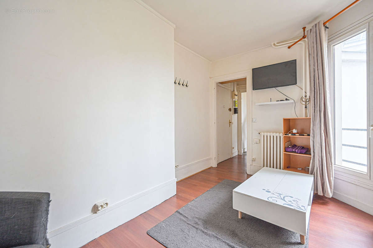 Appartement à PARIS-20E