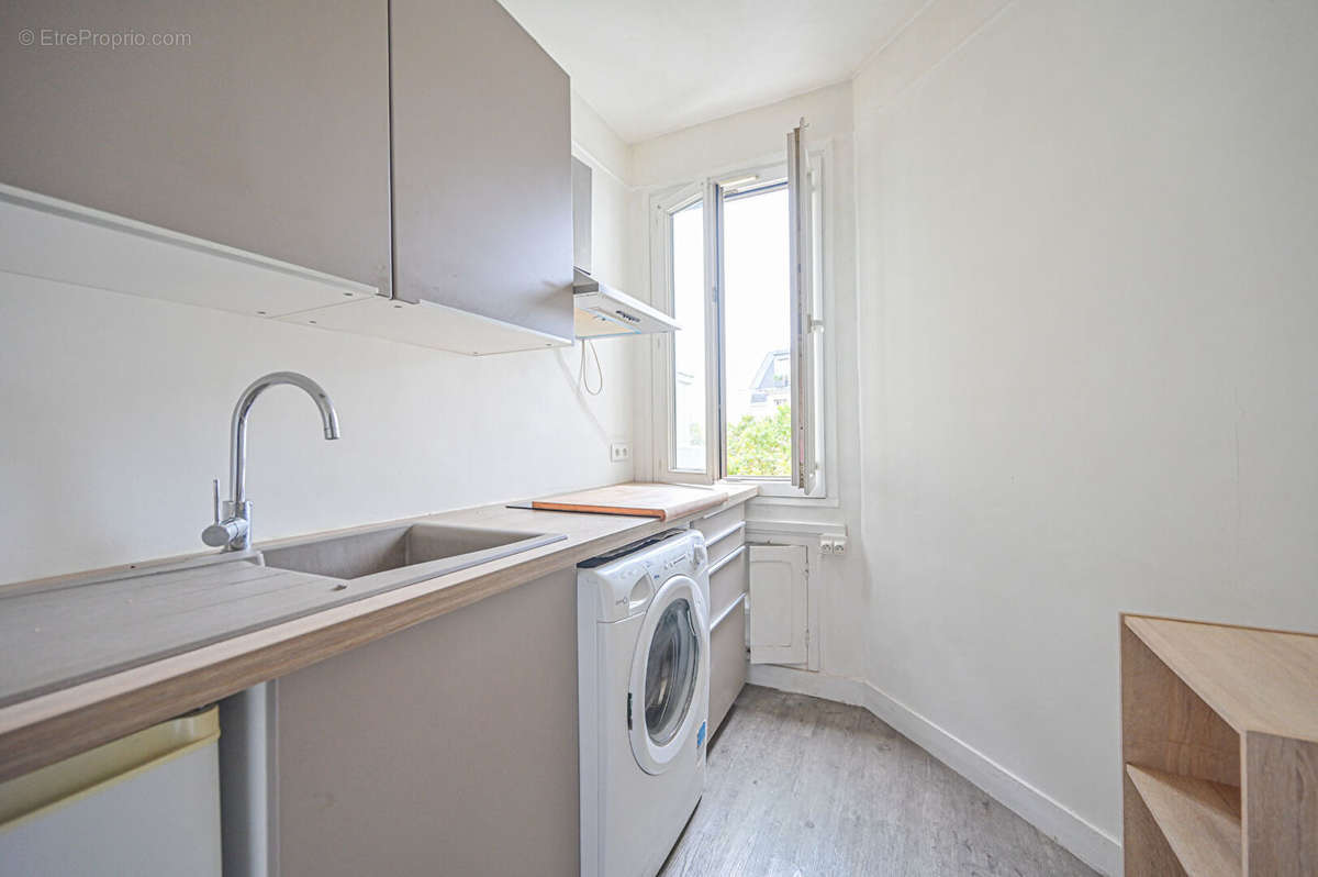 Appartement à PARIS-20E