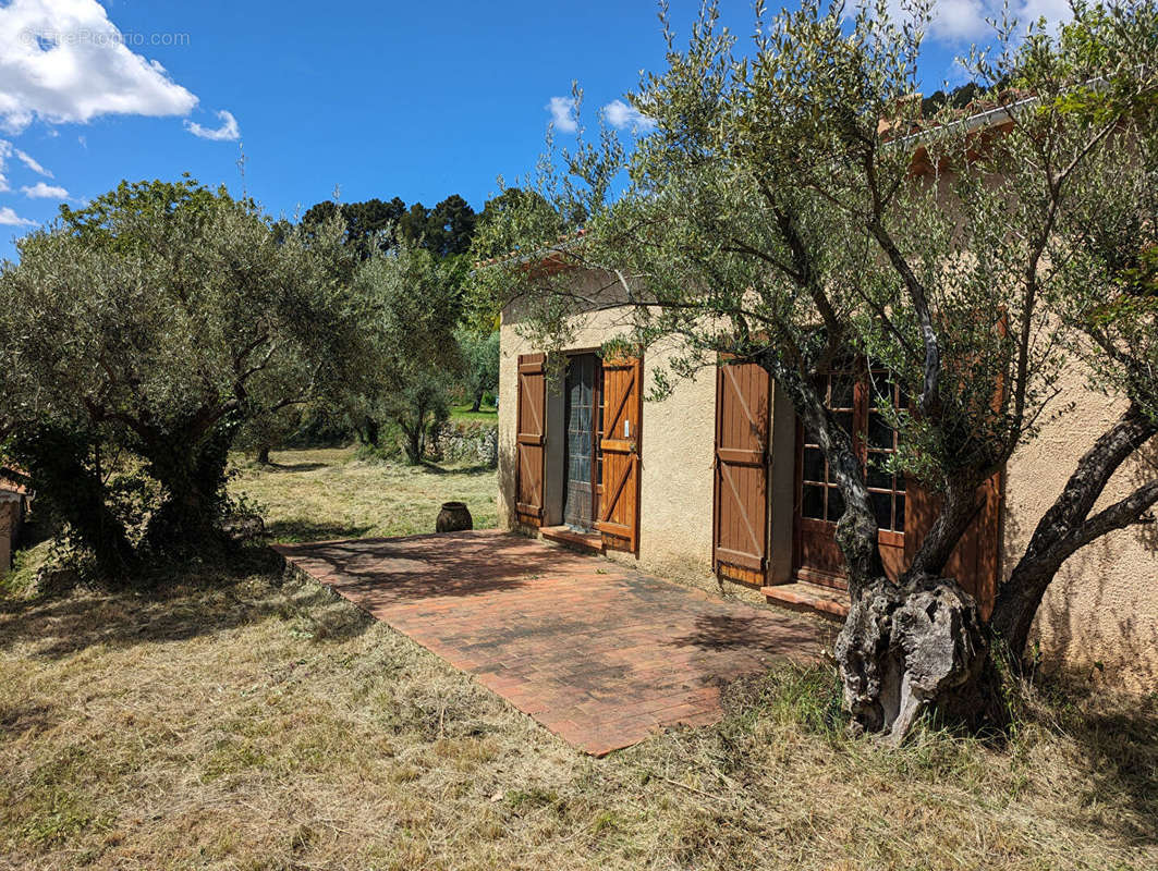 Maison à SALERNES