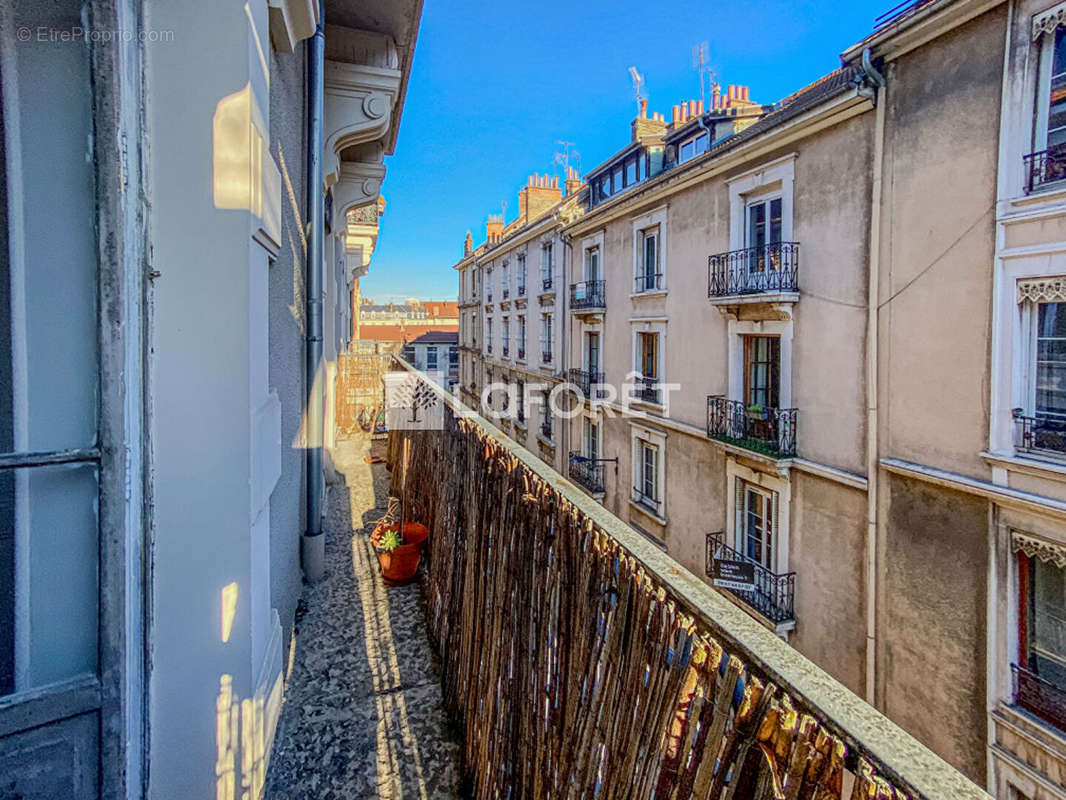 Appartement à GRENOBLE