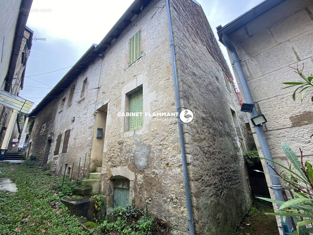 Maison à MONTBARD