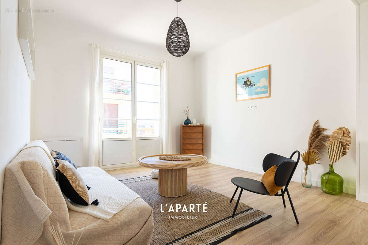 Appartement à MARSEILLE-6E