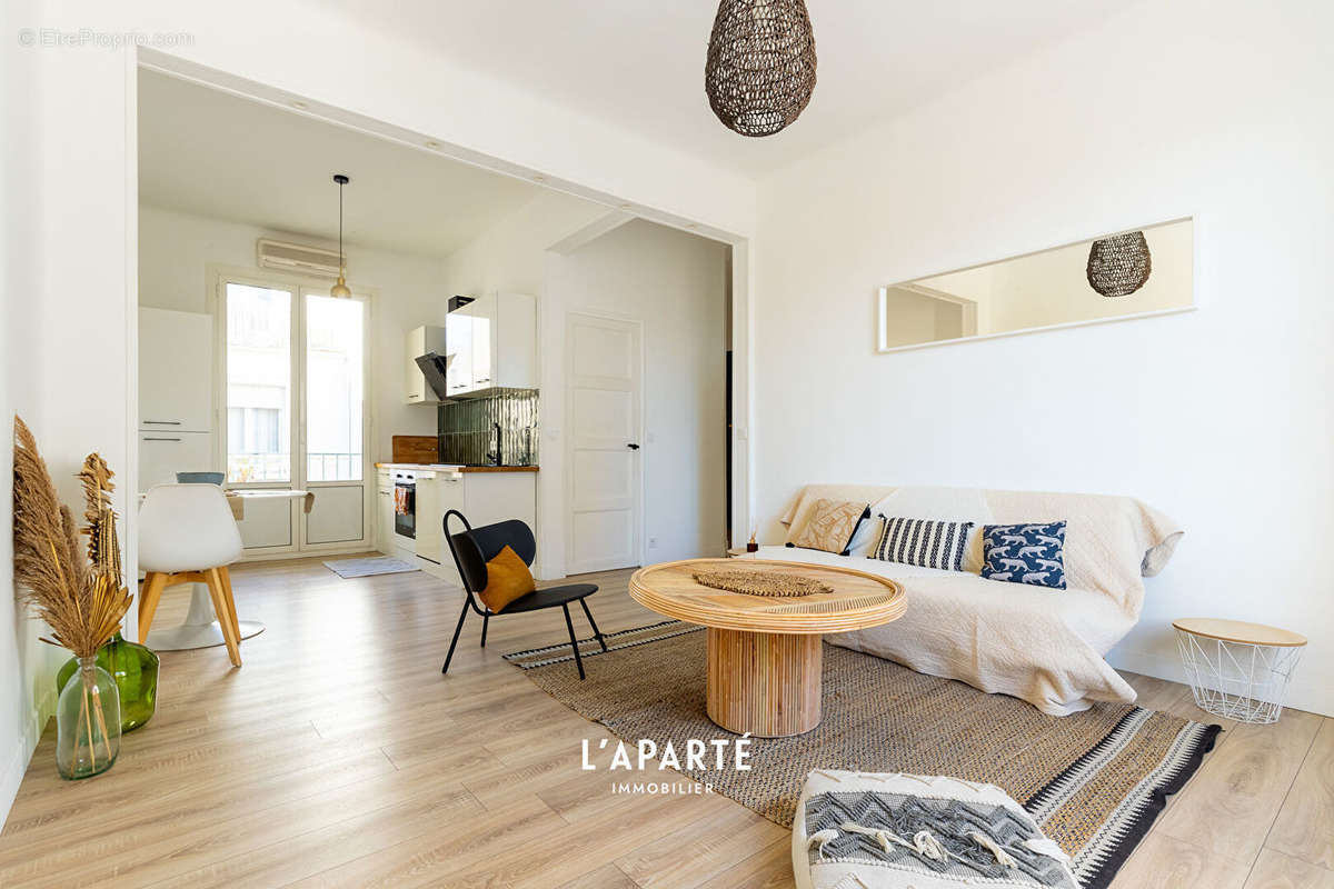 Appartement à MARSEILLE-6E