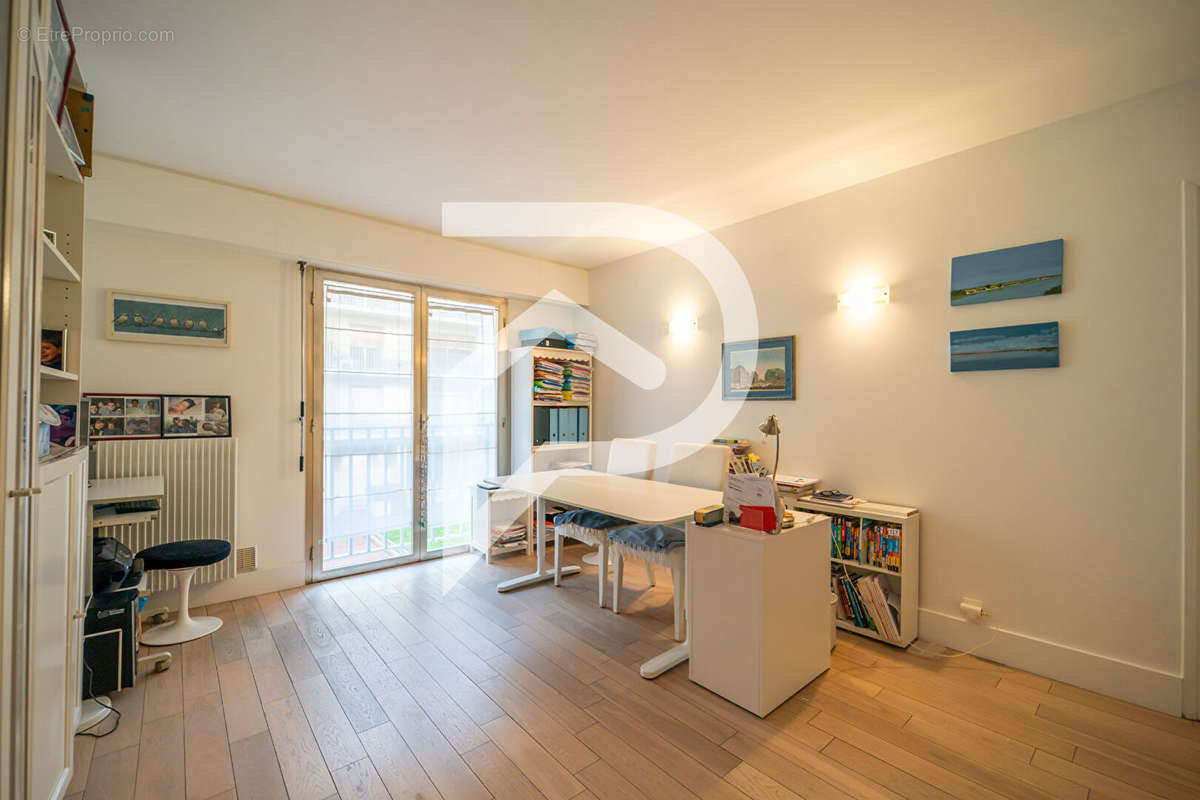 Appartement à VERSAILLES