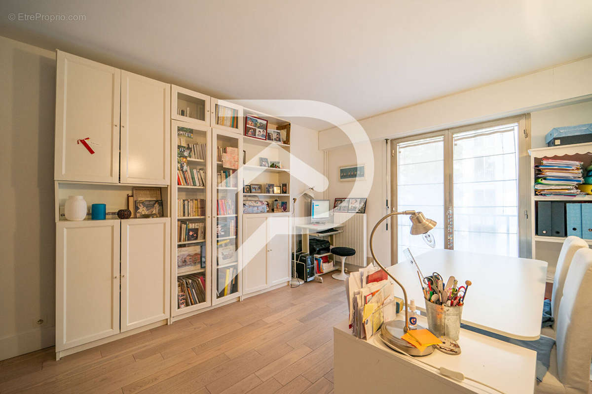 Appartement à VERSAILLES