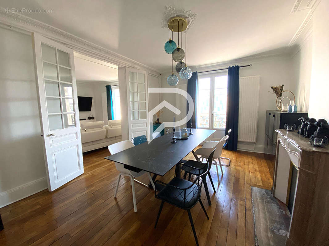 Appartement à CHARLEVILLE-MEZIERES