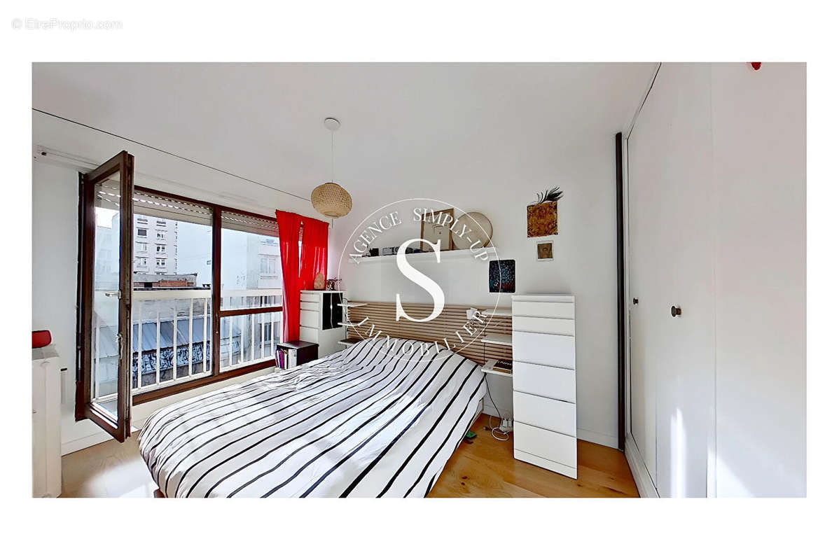 Appartement à PARIS-18E