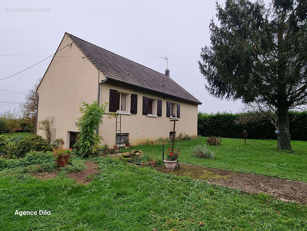 Maison à SAINT-FLORENTIN