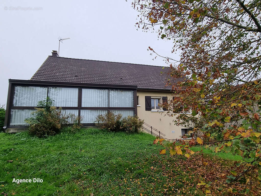 Maison à SAINT-FLORENTIN