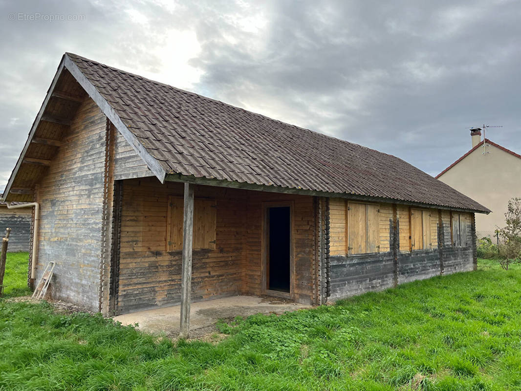 Maison à MARCILLY-LE-HAYER