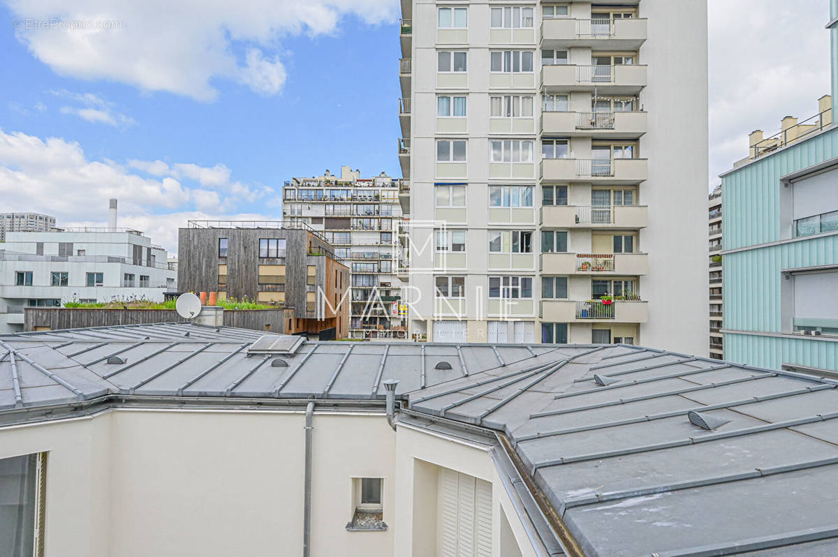 Appartement à PARIS-15E