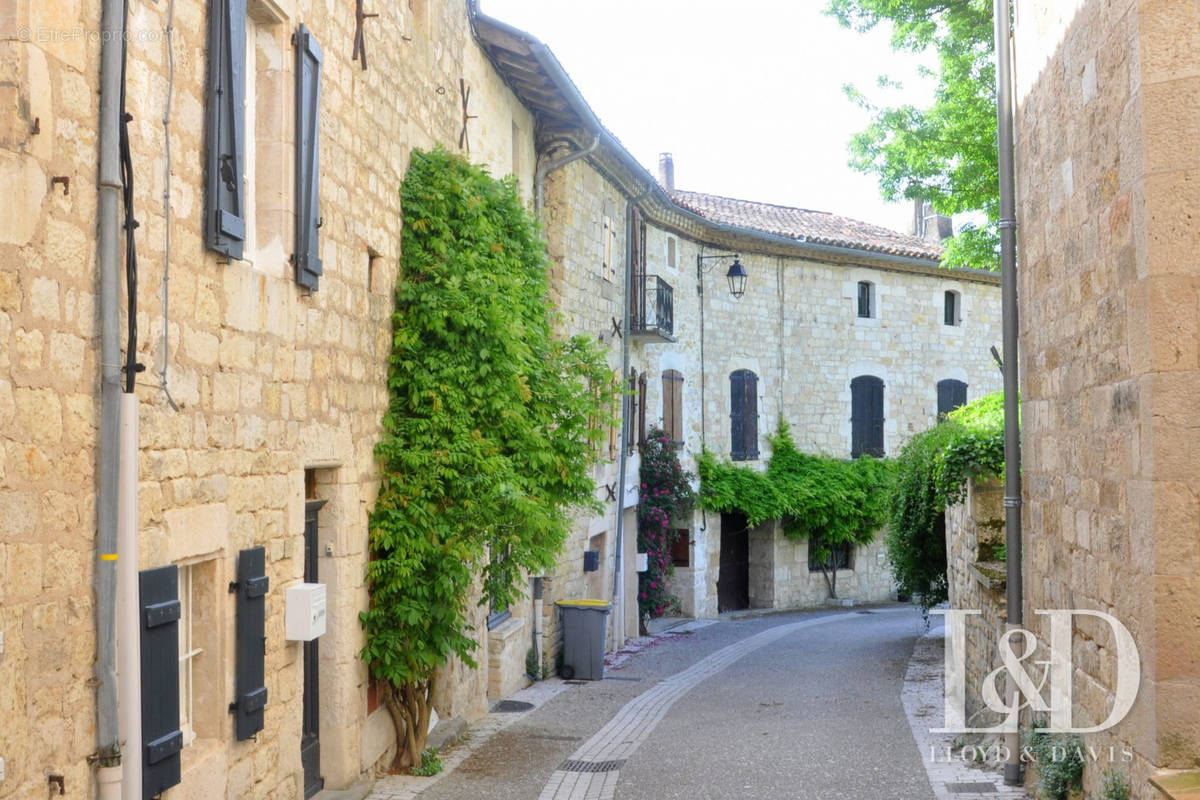 Maison à CESTAYROLS