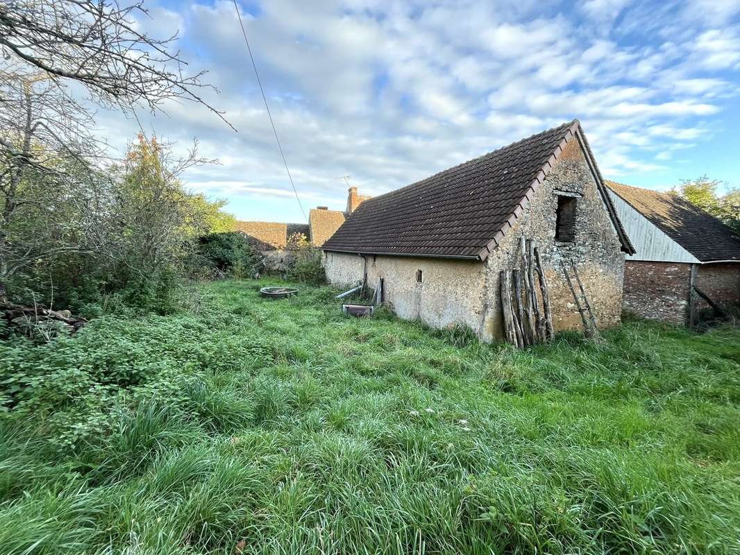 Maison à THORIGNE-SUR-DUE