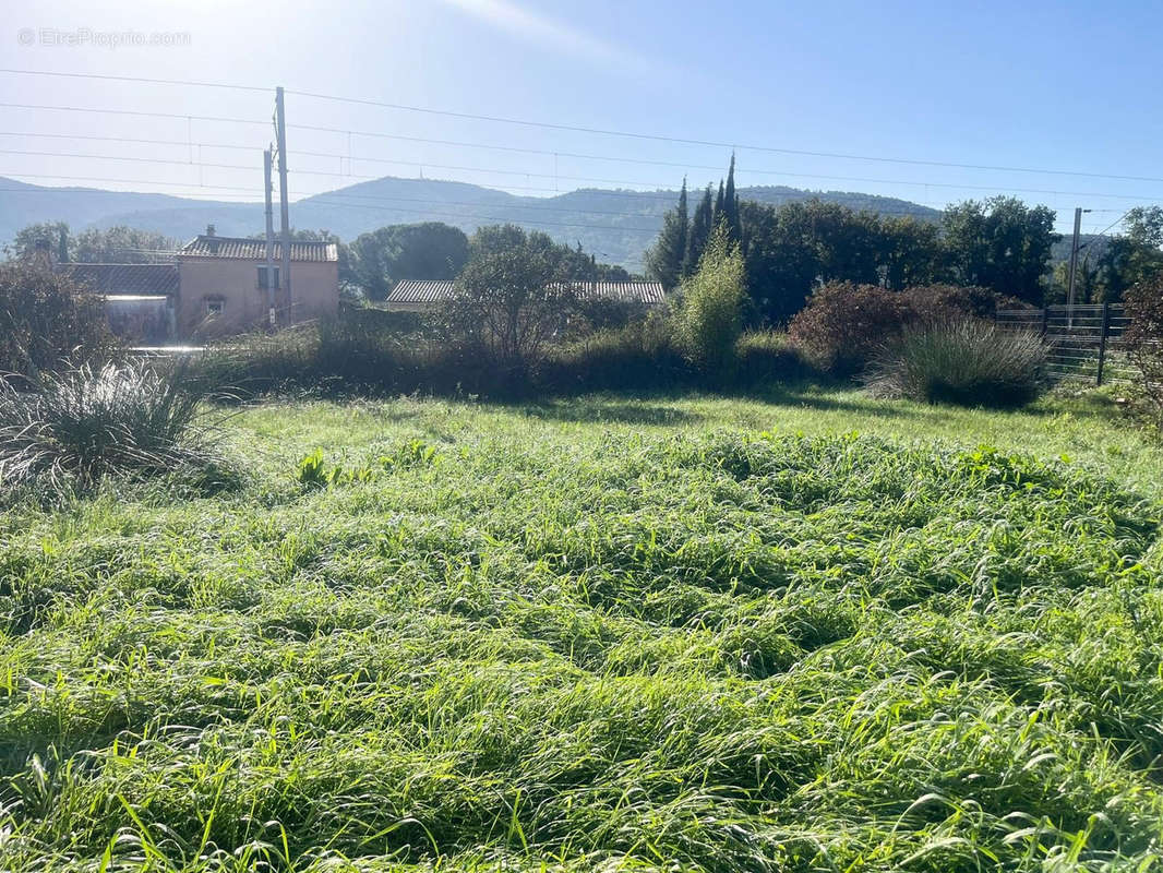 Terrain à GONFARON