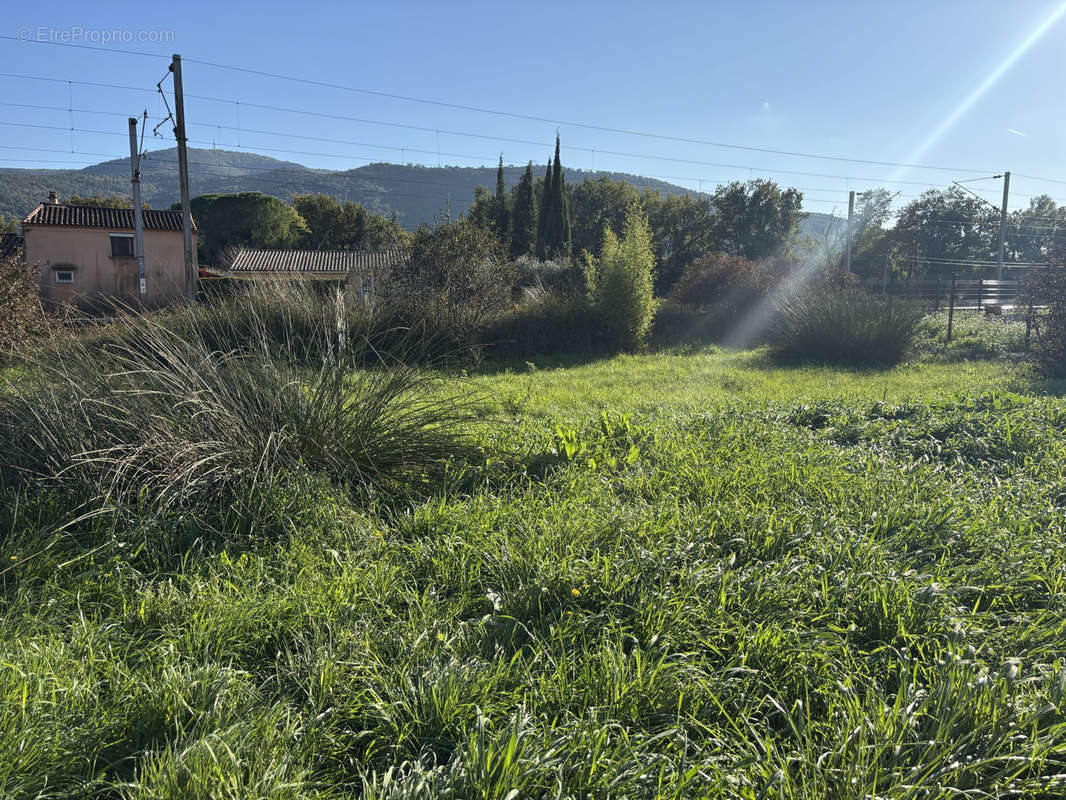 Terrain à GONFARON