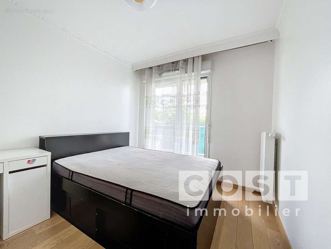 Appartement à GENNEVILLIERS