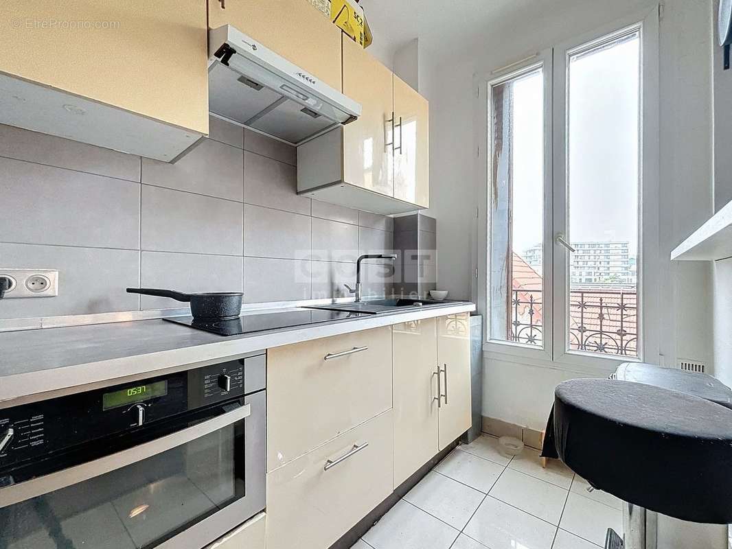 Appartement à COLOMBES