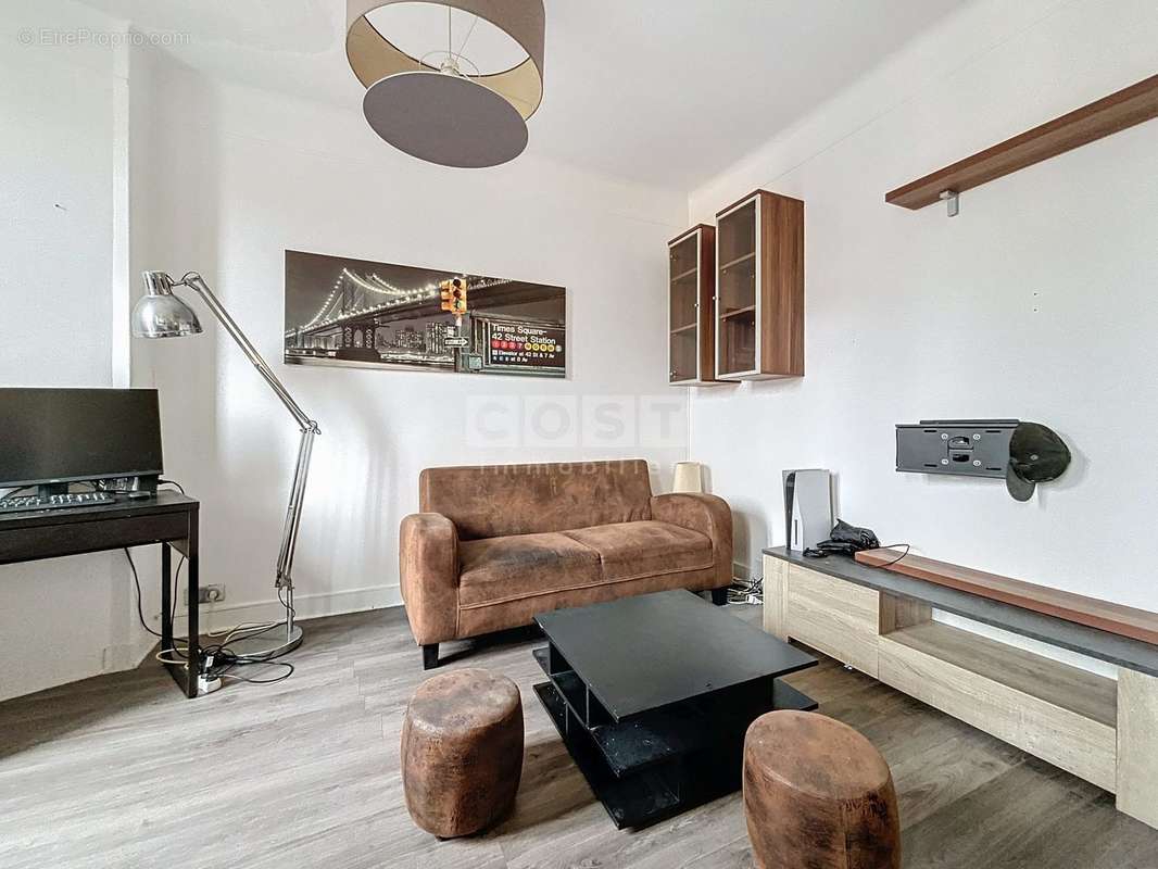 Appartement à COLOMBES