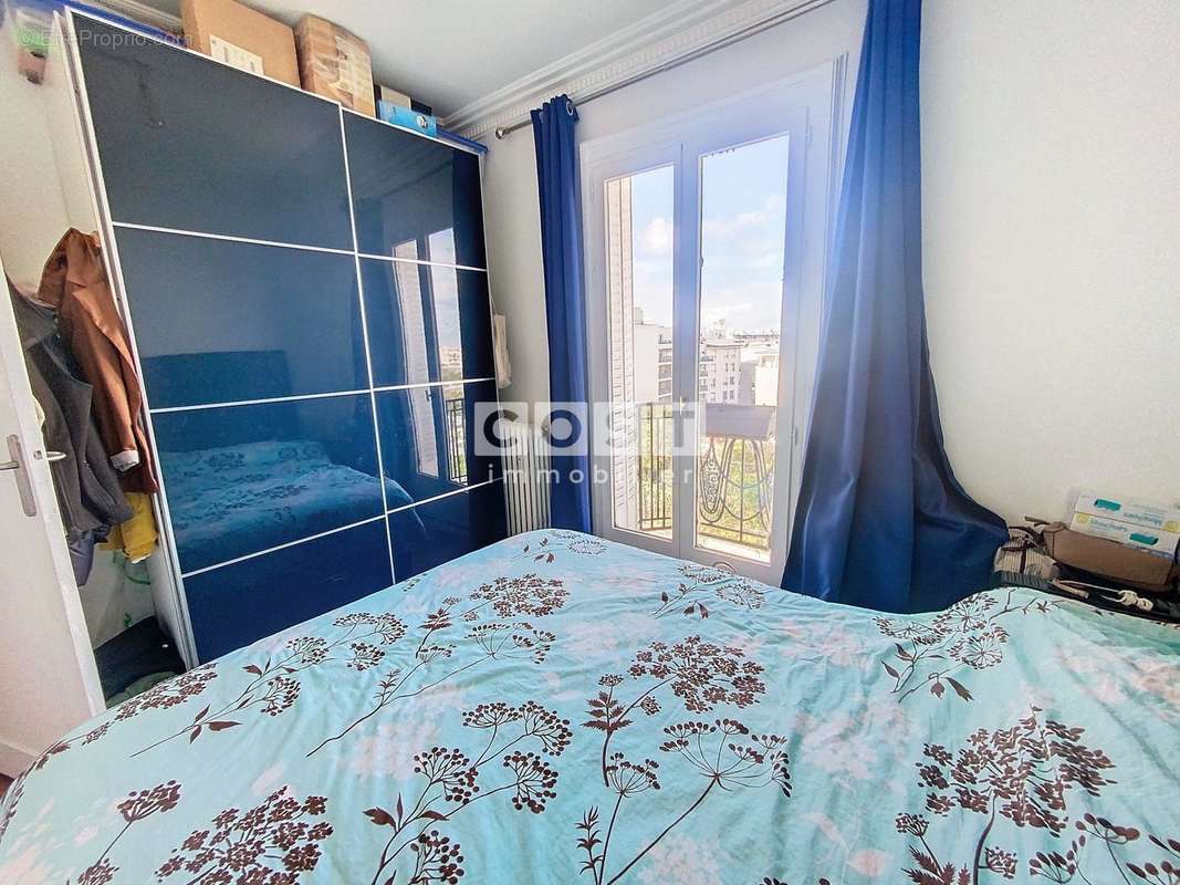 Appartement à LA GARENNE-COLOMBES