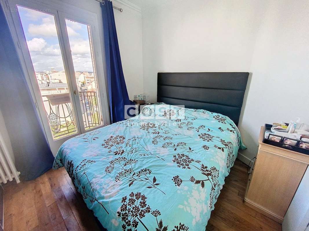 Appartement à LA GARENNE-COLOMBES