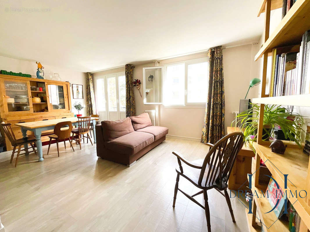 Appartement à BOULOGNE-BILLANCOURT