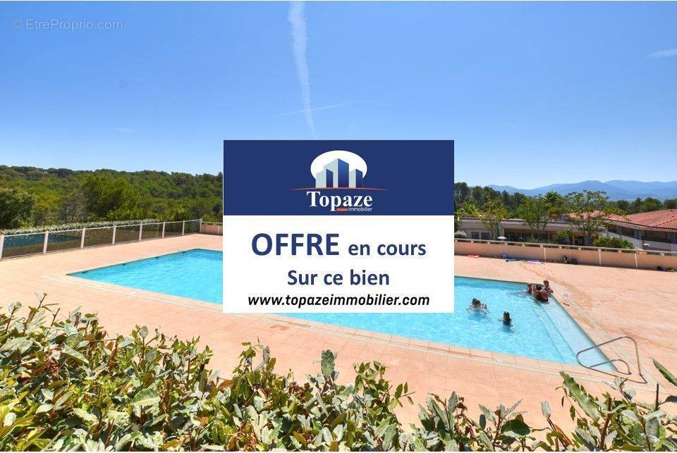 Appartement à ROQUEBRUNE-SUR-ARGENS