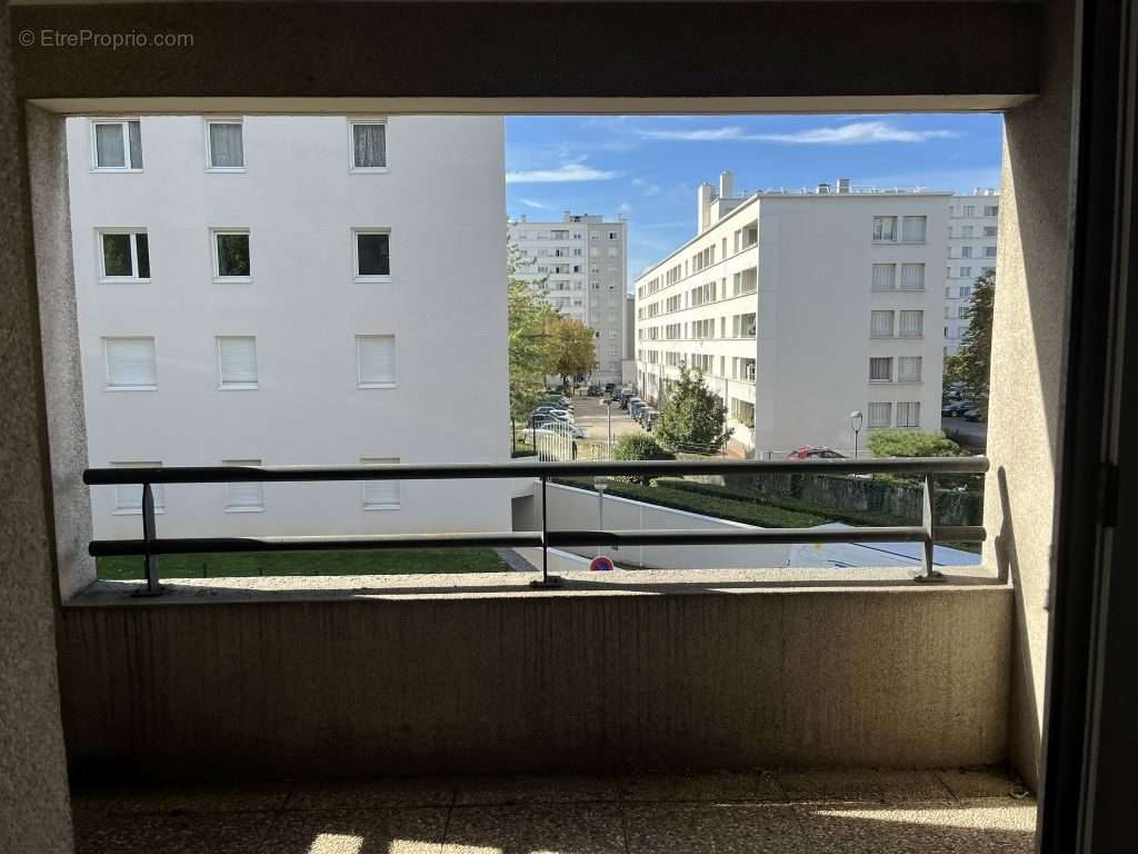 Appartement à LYON-8E