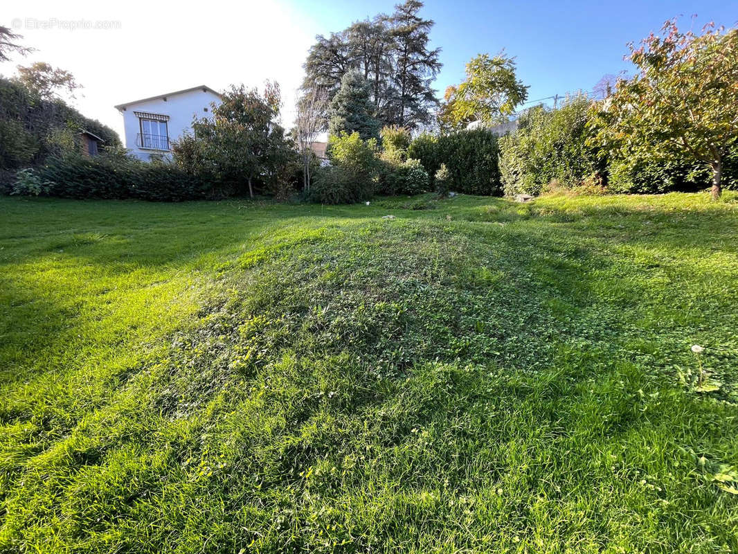 Terrain à ANNONAY