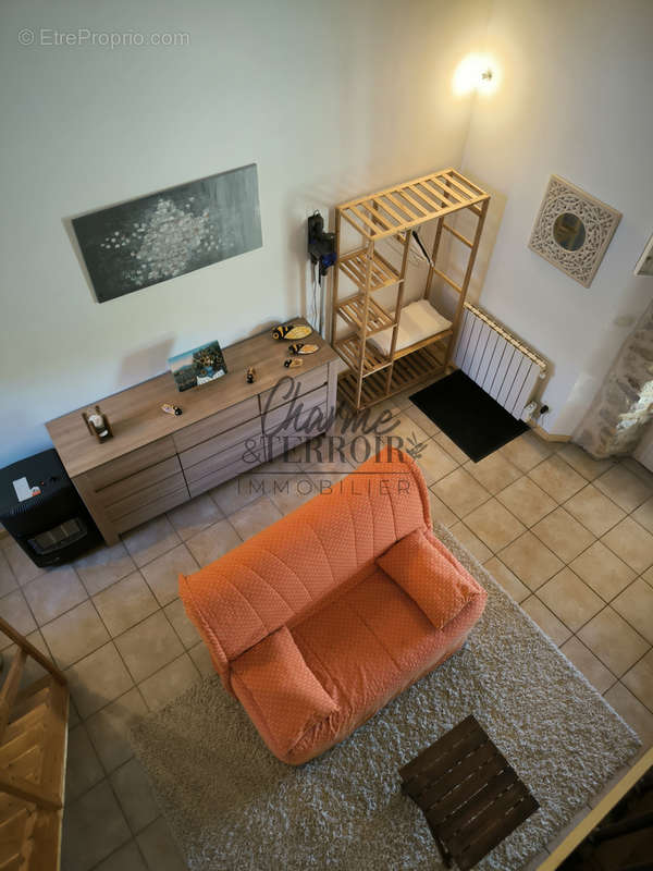 Appartement à LUSSAN