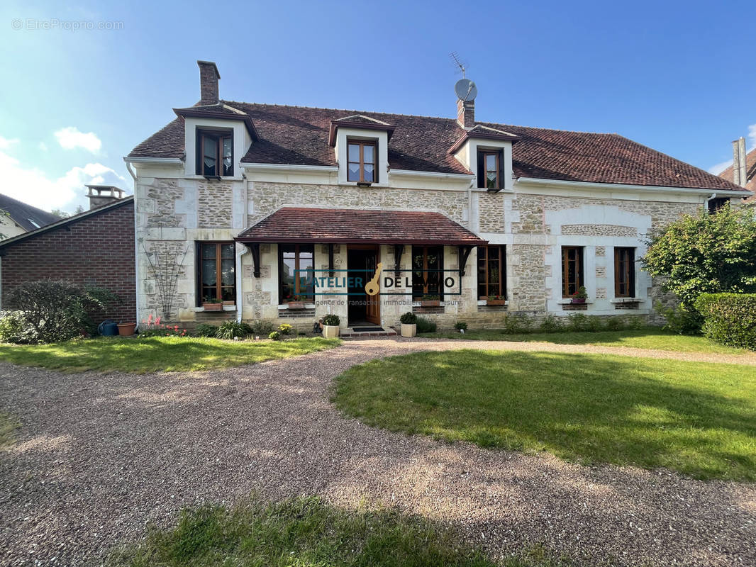 Maison à AUXERRE