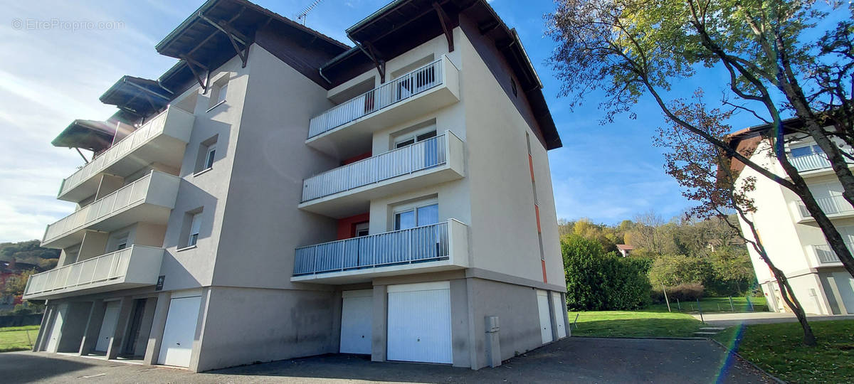 Appartement à BELLEGARDE-SUR-VALSERINE