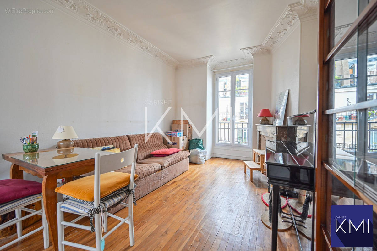 Appartement à PARIS-20E