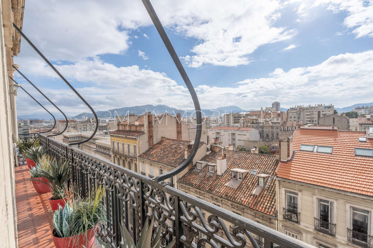 Appartement à MARSEILLE-8E