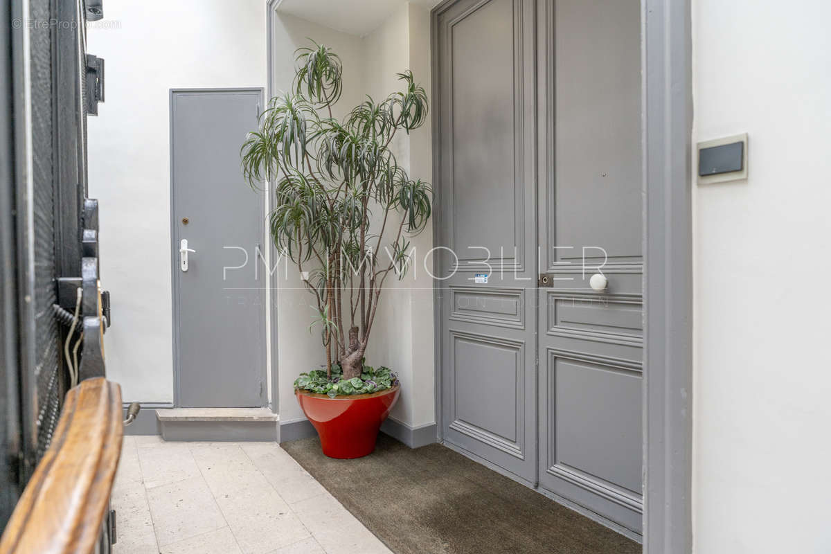 Appartement à MARSEILLE-8E