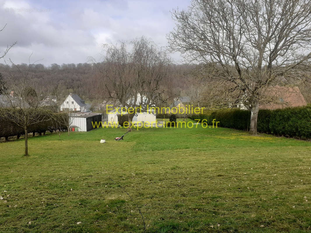 Maison à LE HANOUARD