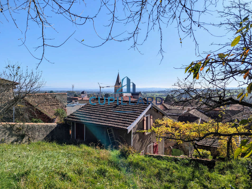 Maison à RENAISON