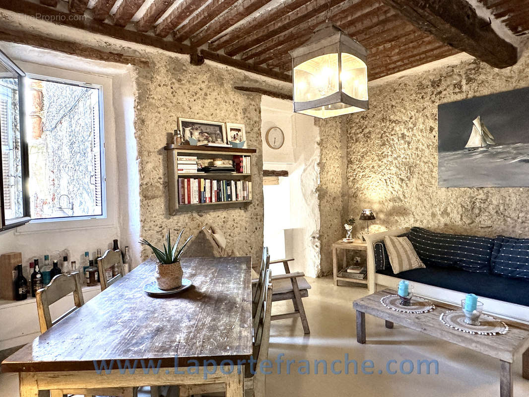 Appartement à CAGNES-SUR-MER