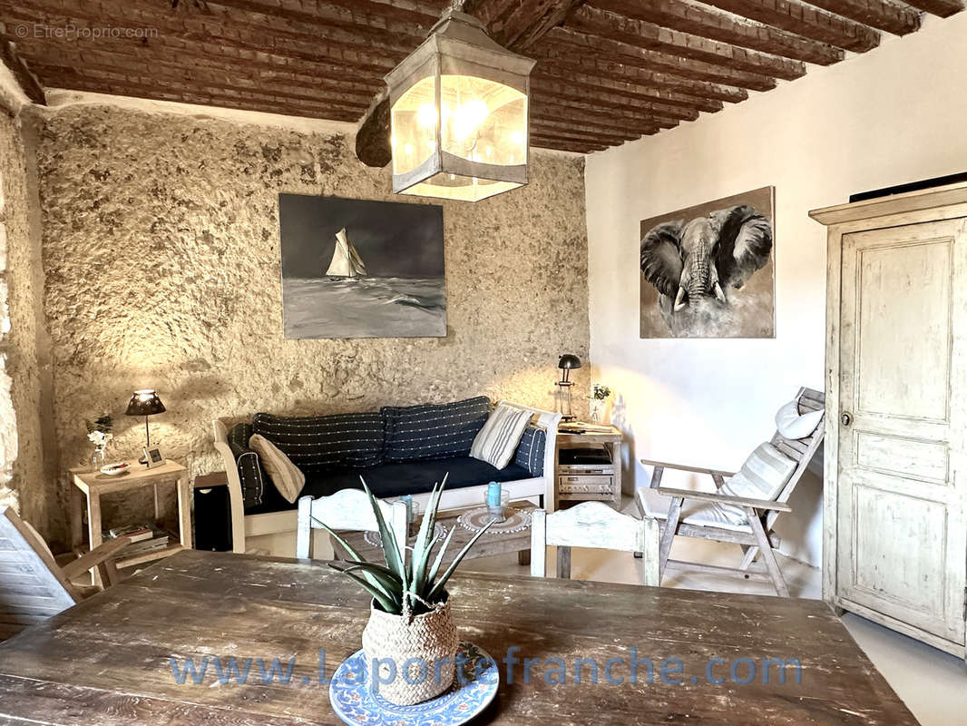 Appartement à CAGNES-SUR-MER